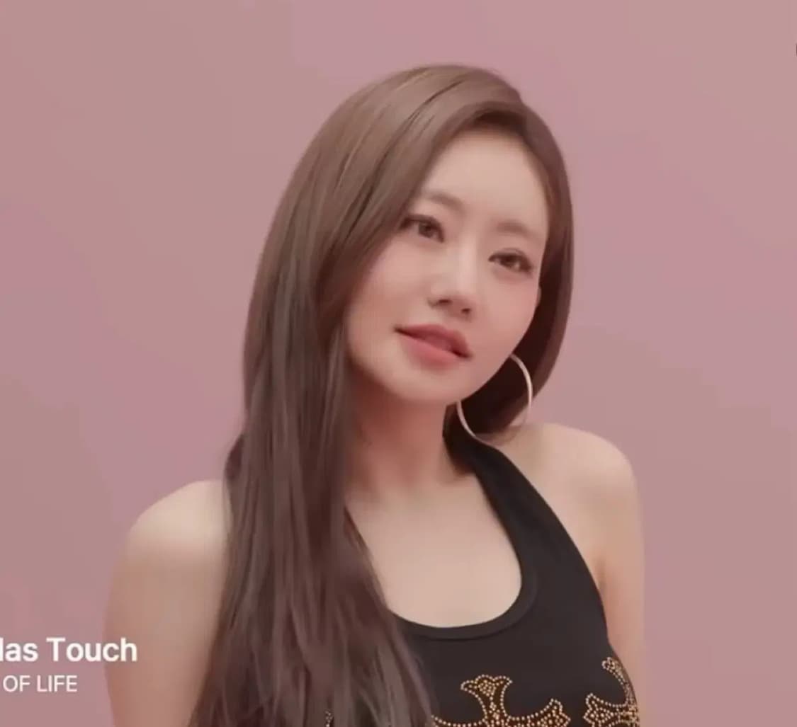 쥴리 착용 > 에세이 홀터넥 블랙 상품이미지2