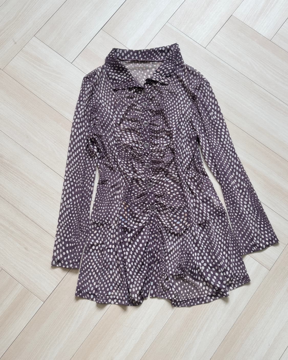 [EIGER WAND] dot pattern shirring dress 상품이미지1