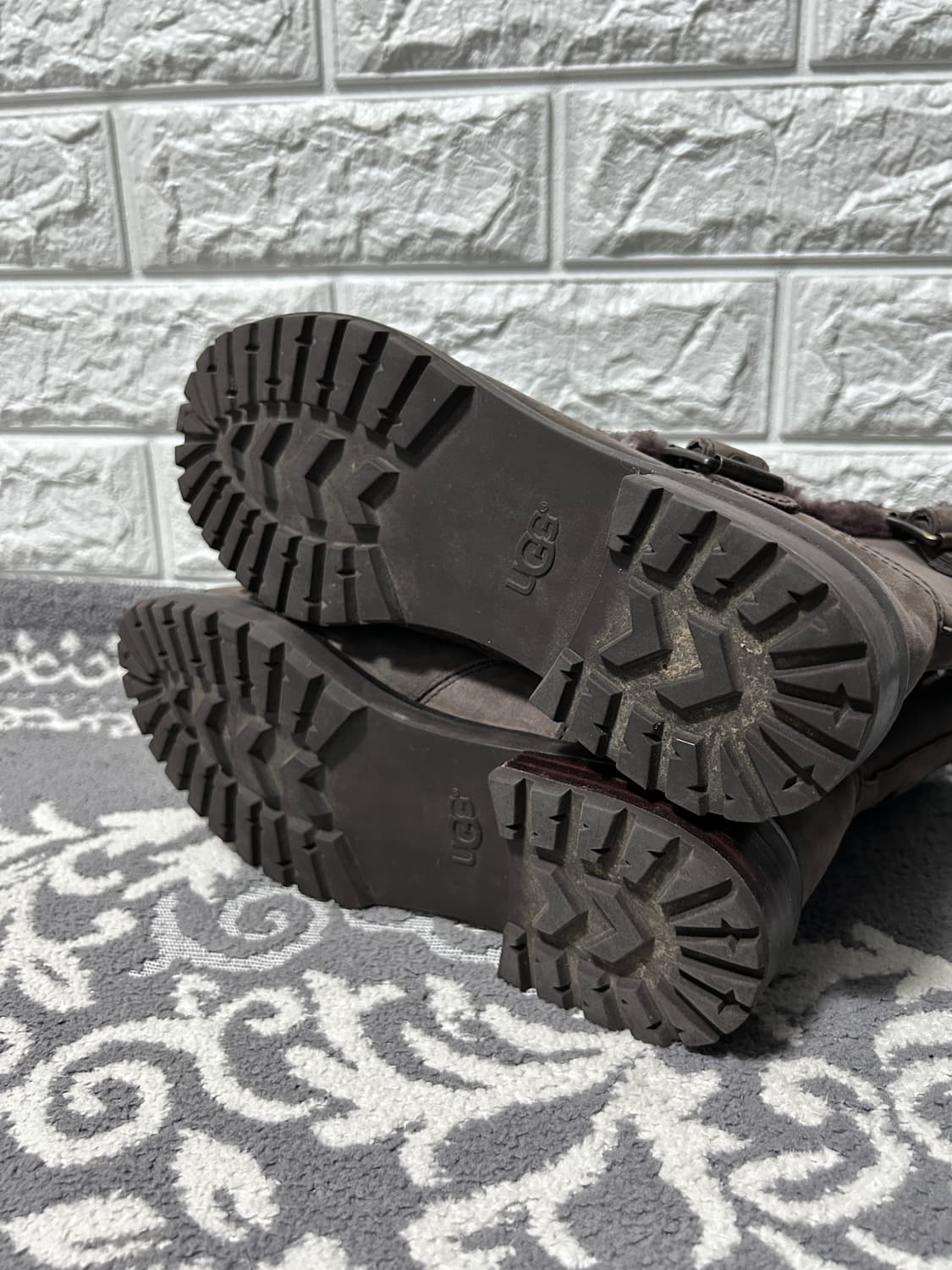 어그 버클 스트랩 스웨이드 부츠 상품이미지6