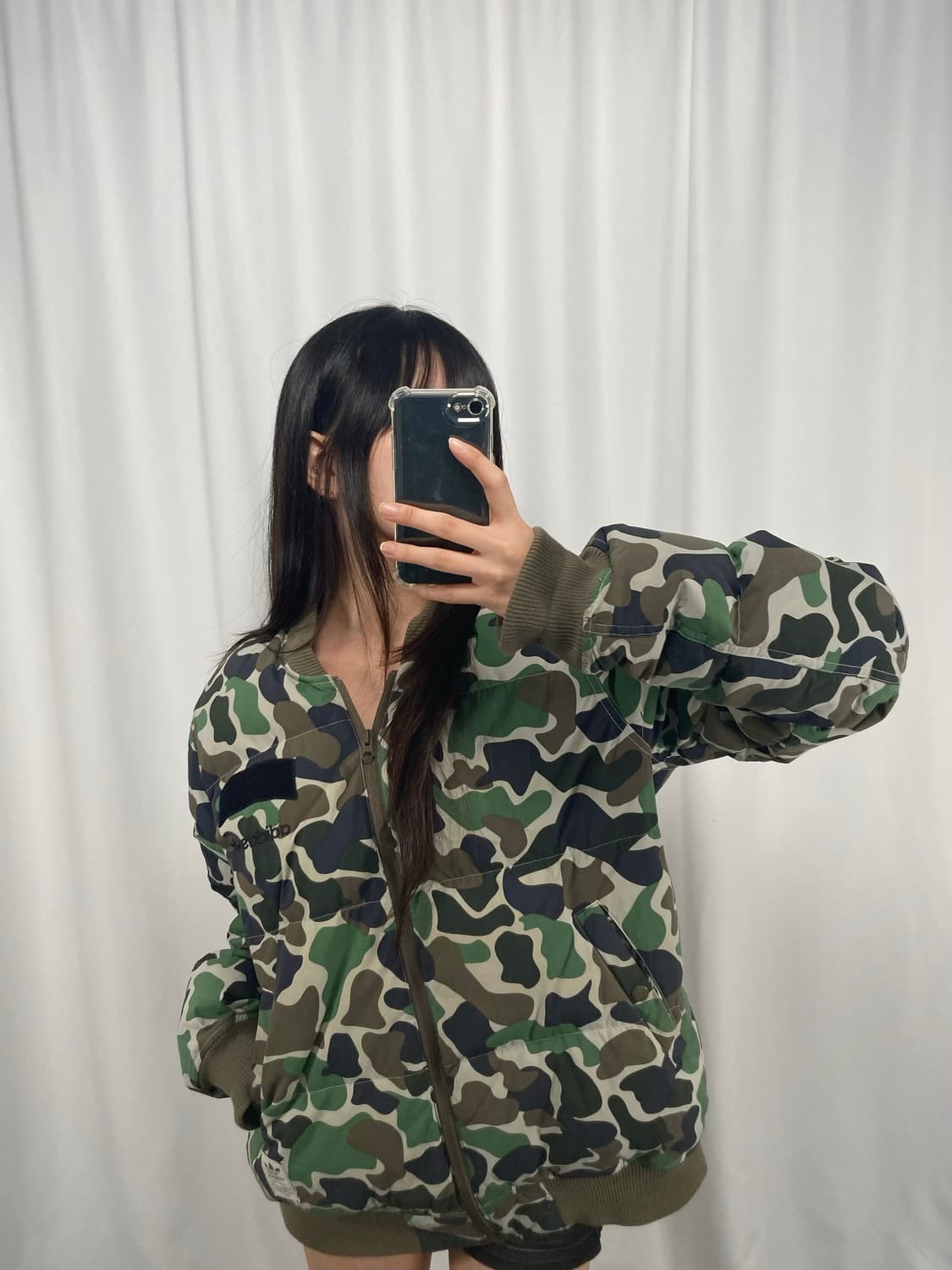 아디다스 카모 다운 자켓 상품이미지2