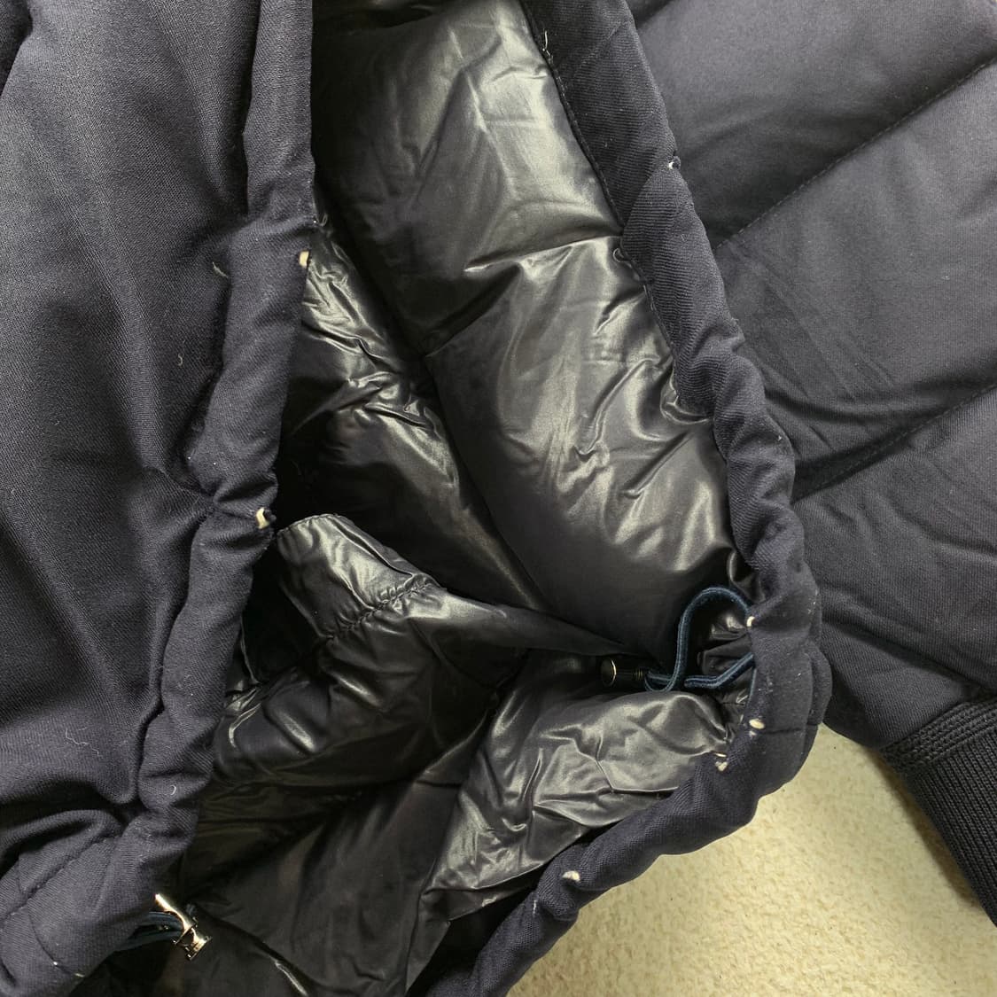 몽클레어 HEM GIUBBOTTO 다운 패딩 자켓 네이비 상품이미지9