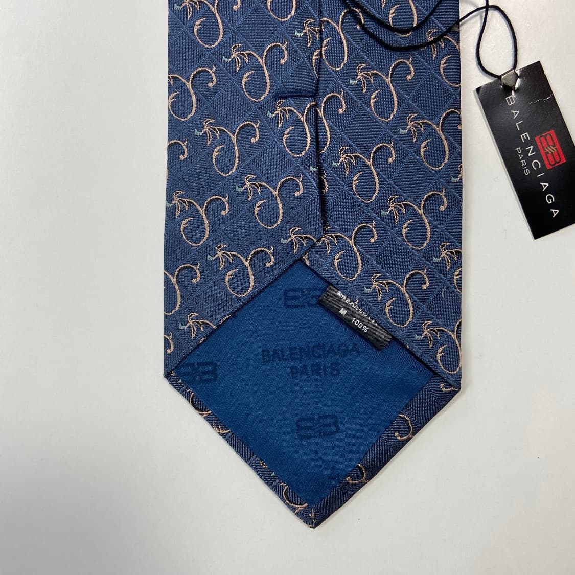 택달린 미사용품 BALENCIAGA 발렌시아가 정품 명품 넥타이 상품이미지6