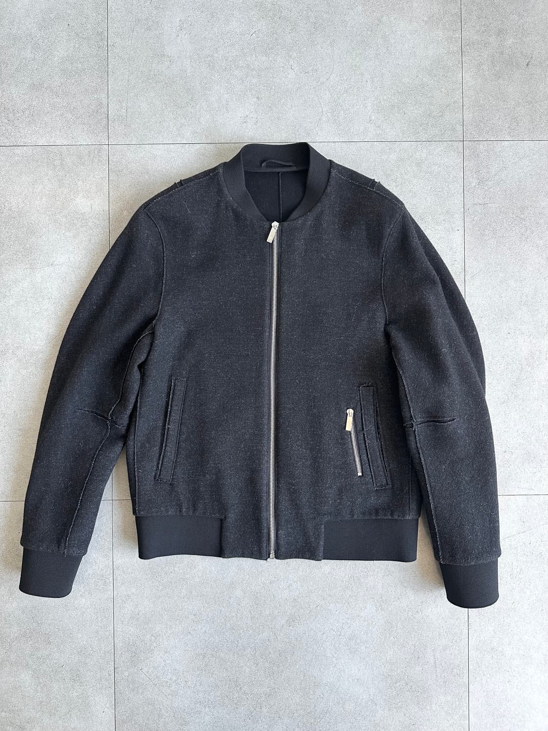 캘빈클라인 디스트로이드 슬래시 봄버 자켓 상품이미지5