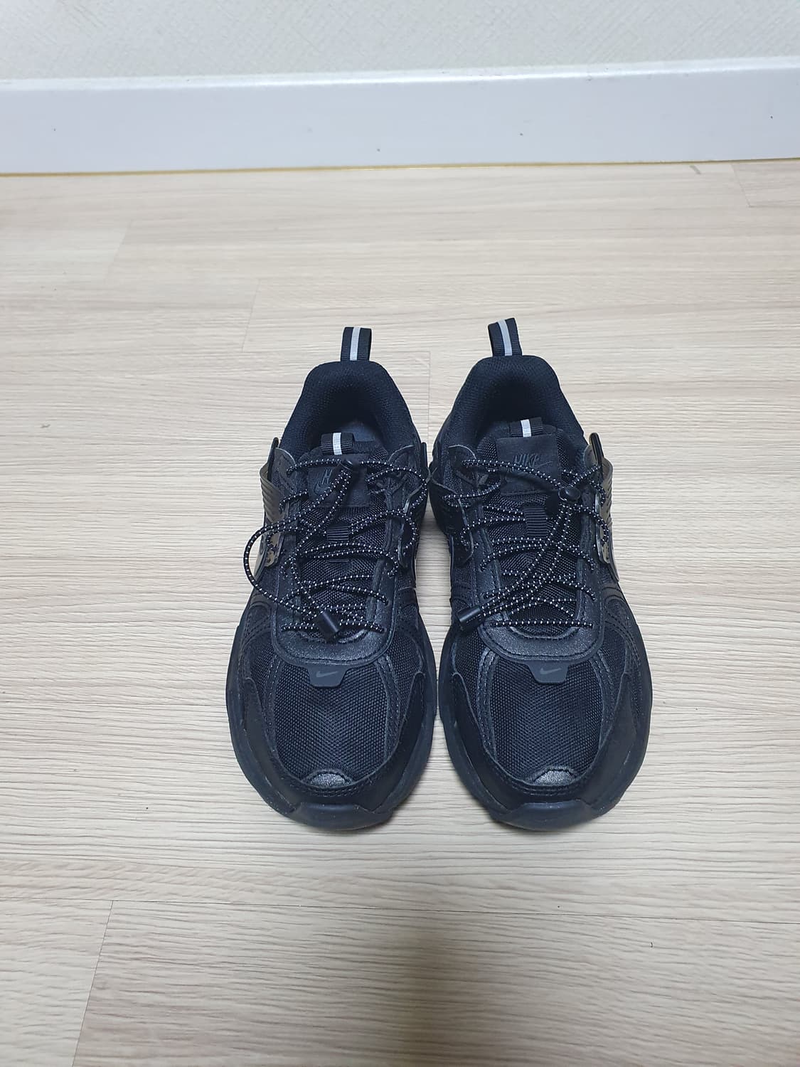 나이키 v2k 런 운동화 230 상품이미지3