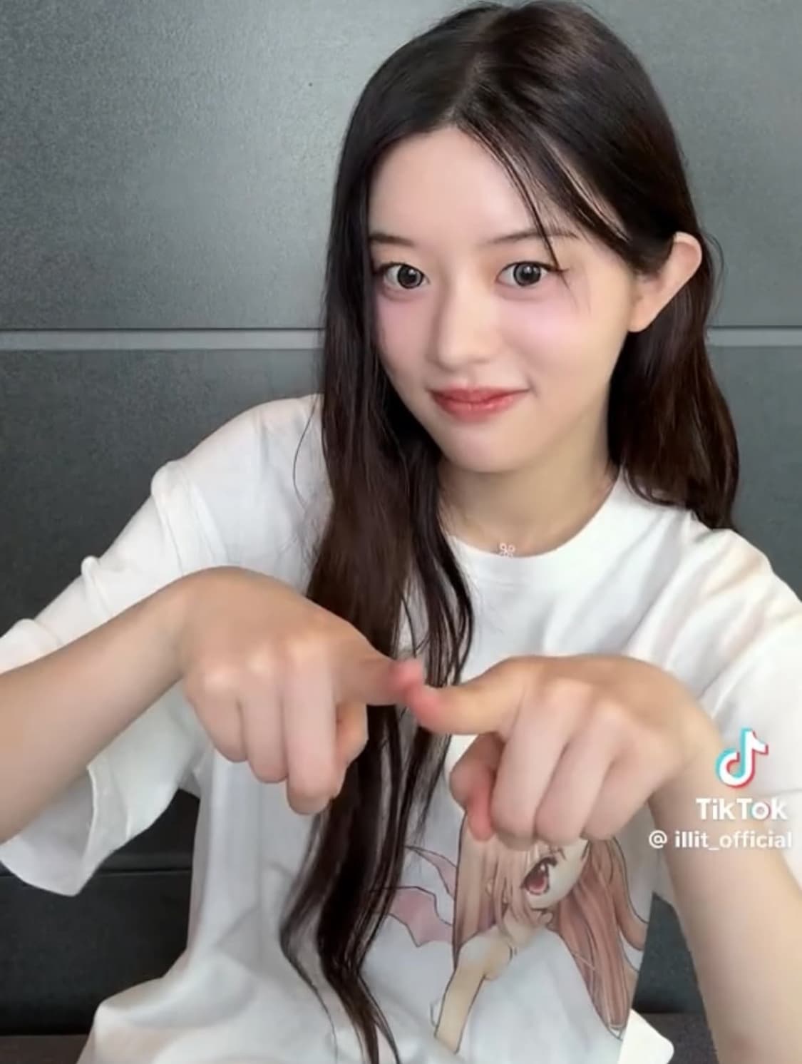 나비버스 드리밍 반팔 티셔츠 상품이미지3