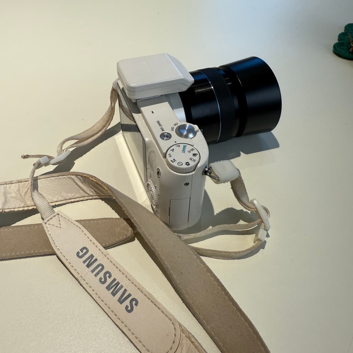 삼성 NX1000 미러리스 디카 화이트 20-50mm 렌즈 상품이미지5