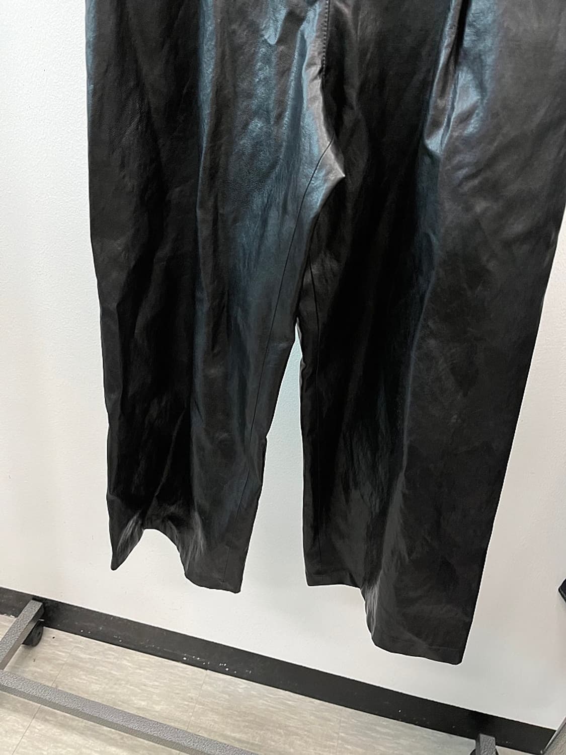 여) 톰그레이하운드 레더 팬츠  상품이미지4