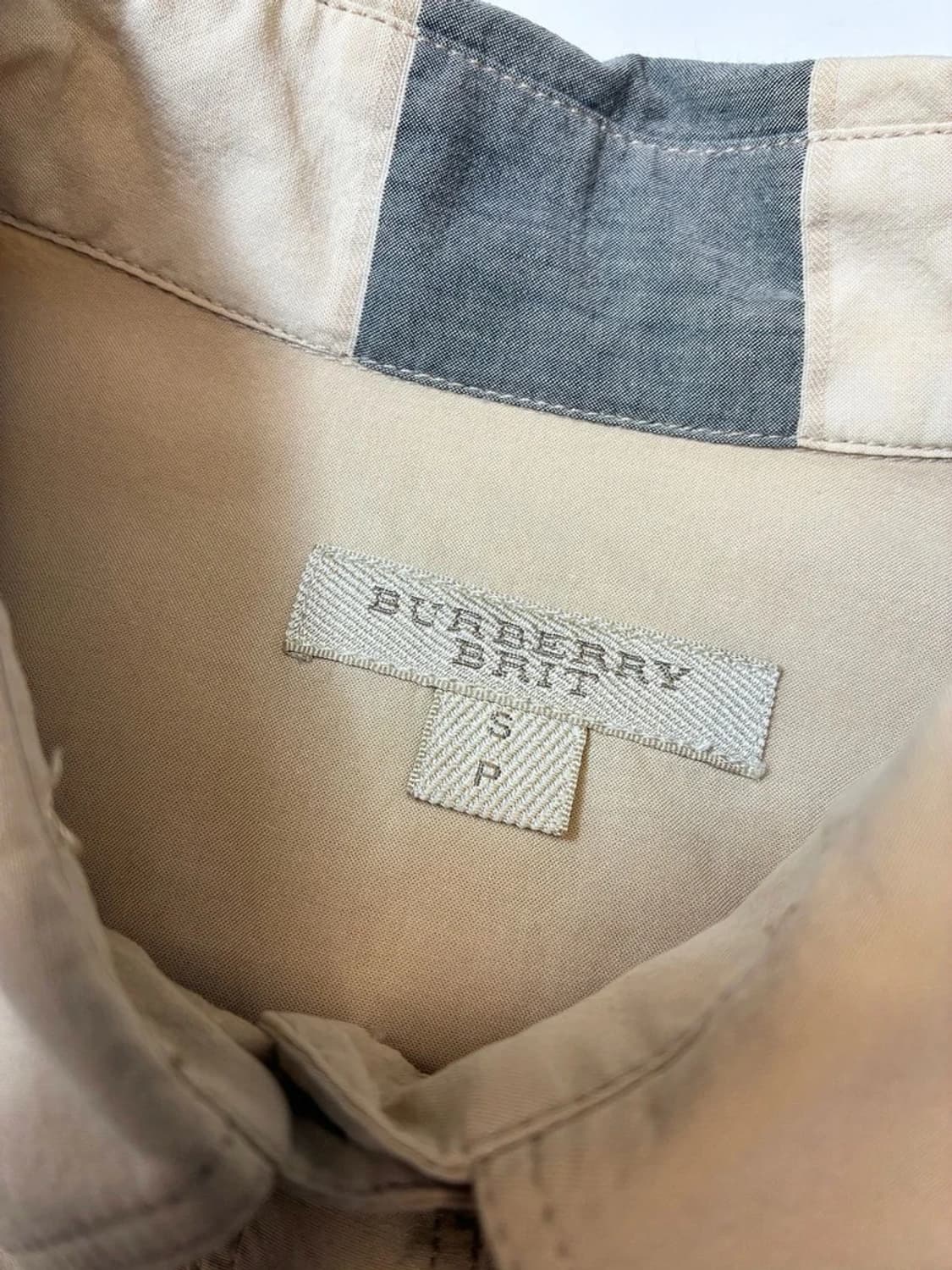 버버리 브릿 셔링 노바 체크 7부 블라우스 PN8384 상품이미지7