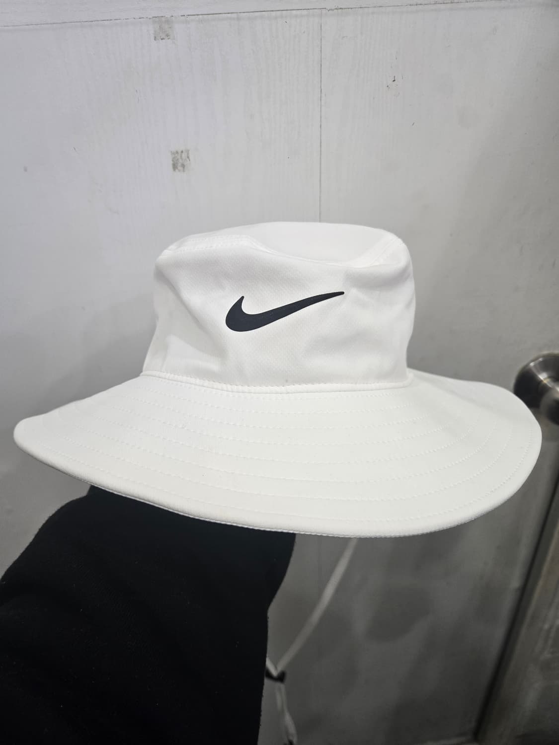 L사이즈 )) NIKE 나이키 버킷햇 모자! 화이트 & 블랙 긴끈있어요 상품이미지1