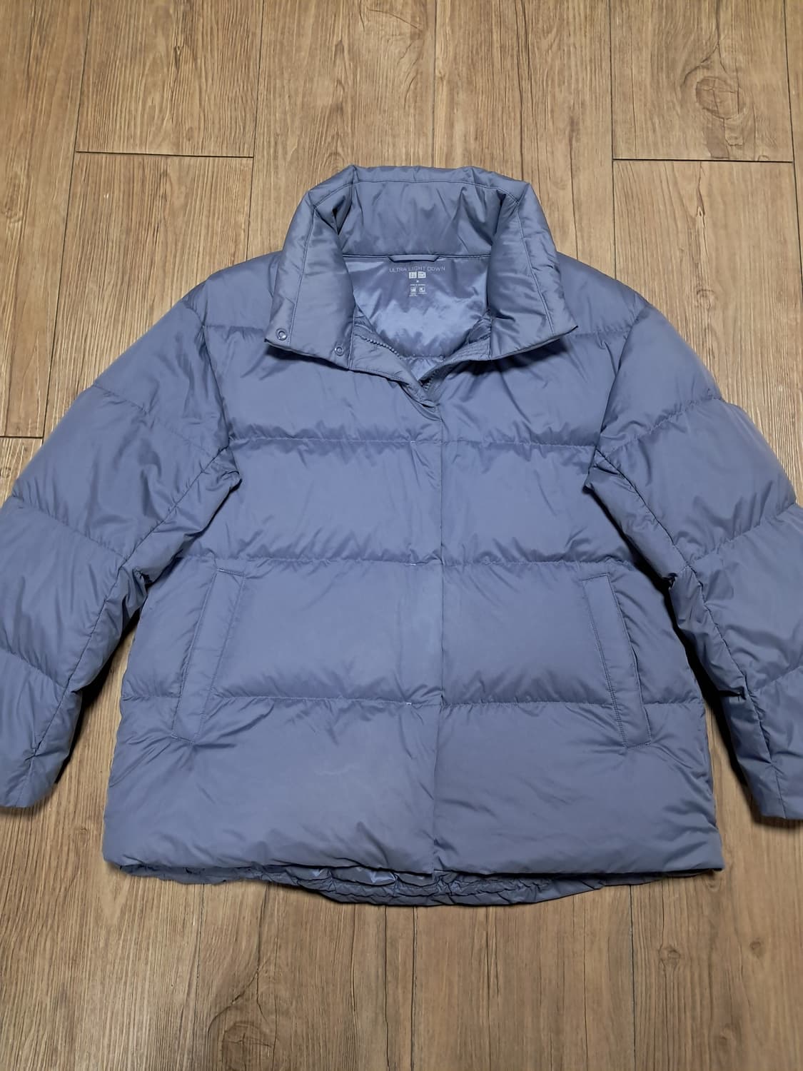 유니클로 여성 경량 패딩 M 상품이미지3