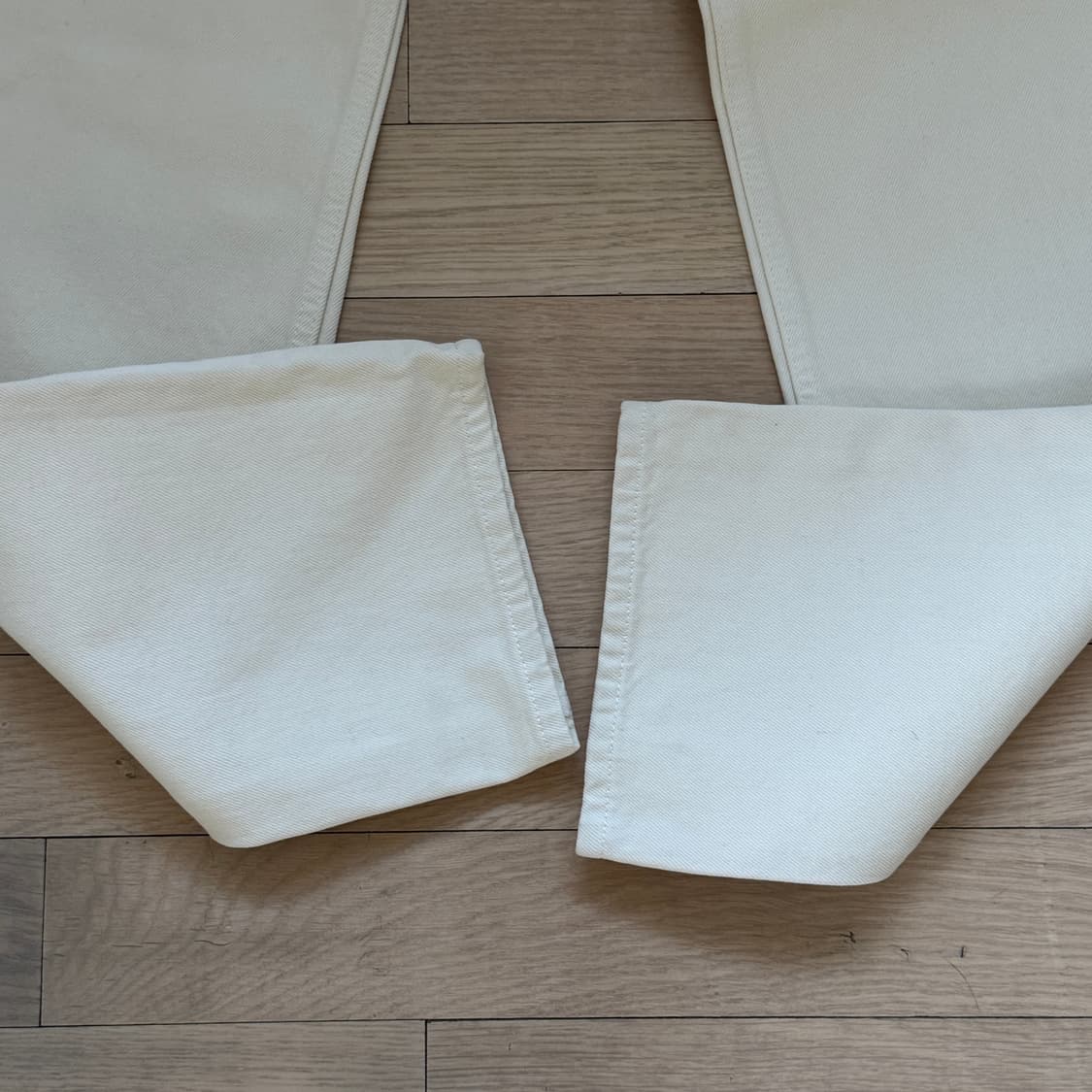 ARKET 스트레이트 핏 미드라이즈 데님 팬츠 26 상품이미지4