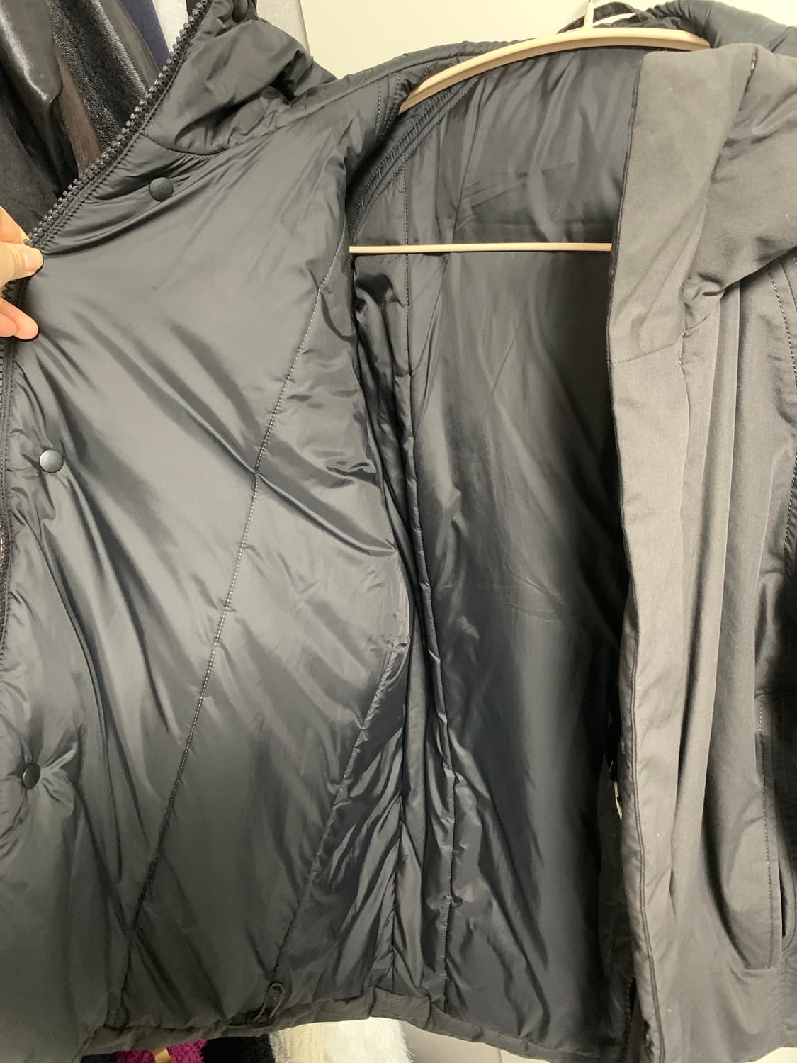 유니클로U 퍼프테크 볼륨파카 S 다크그레이 (연늘템) 상품이미지10