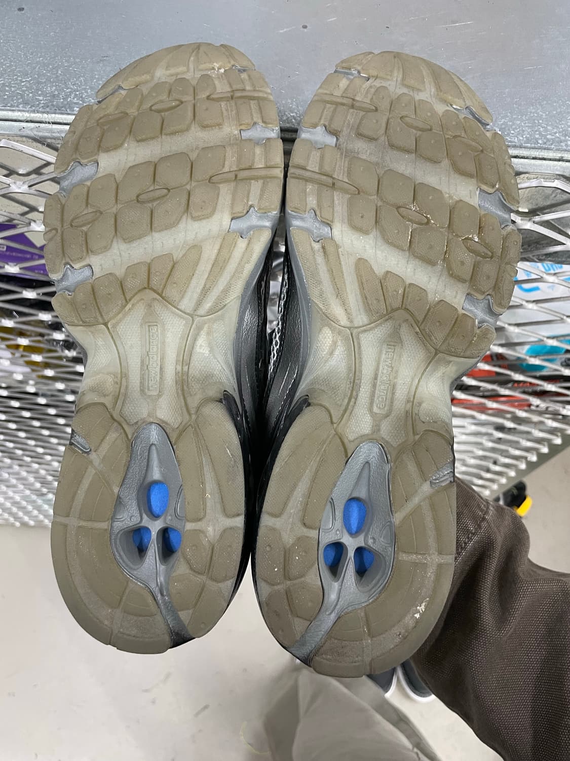 뉴발란스 740 다크 실버 메탈릭 265 (gr-4694) 상품이미지6