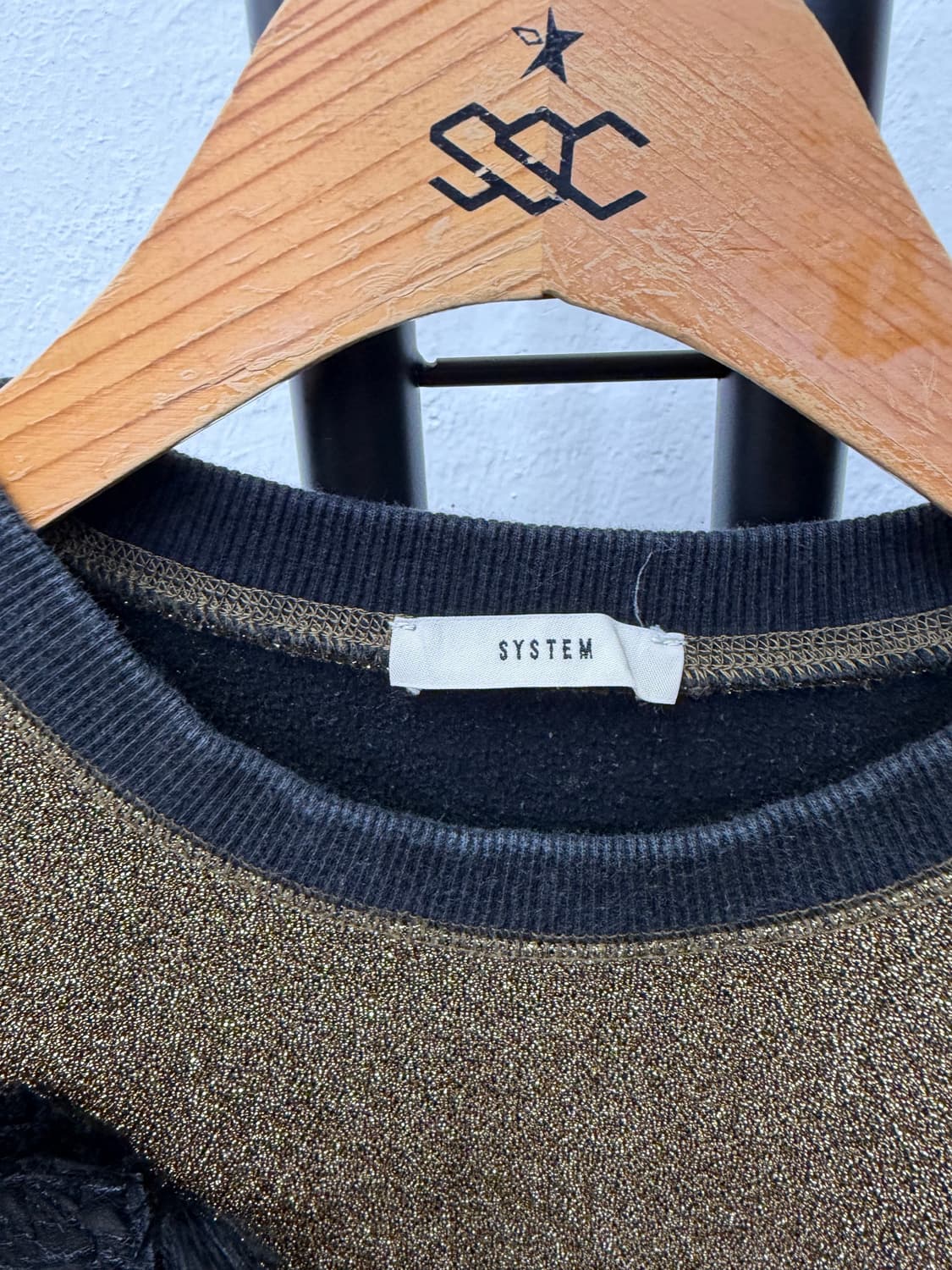 정품) 시스템 한섬 금색 펄 장식 오버핏 니트 맨투맨 90F 상품이미지6