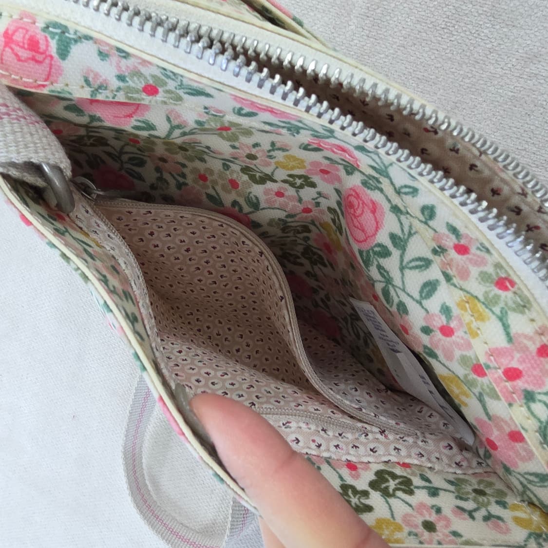 [F] 캐스키드슨 플라워 크로스백 0126J2 상품이미지7