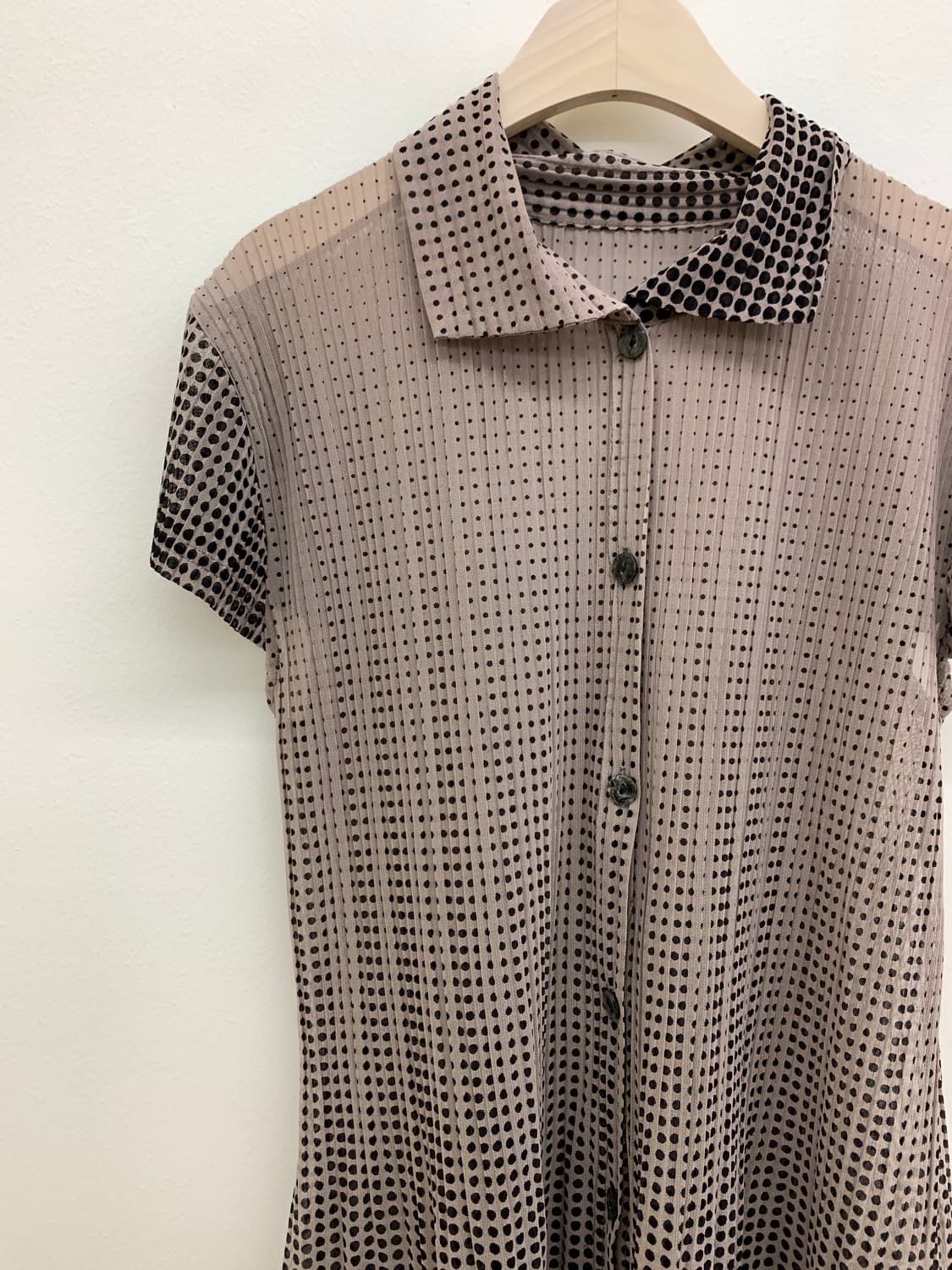 플리츠 반팔 블라우스 pleats blouse 상품이미지2