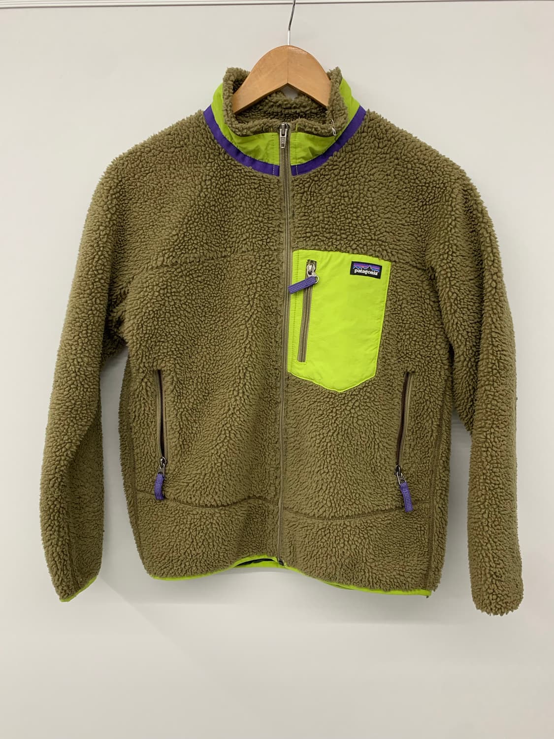 파타고니아 카키 플리스  상품이미지3