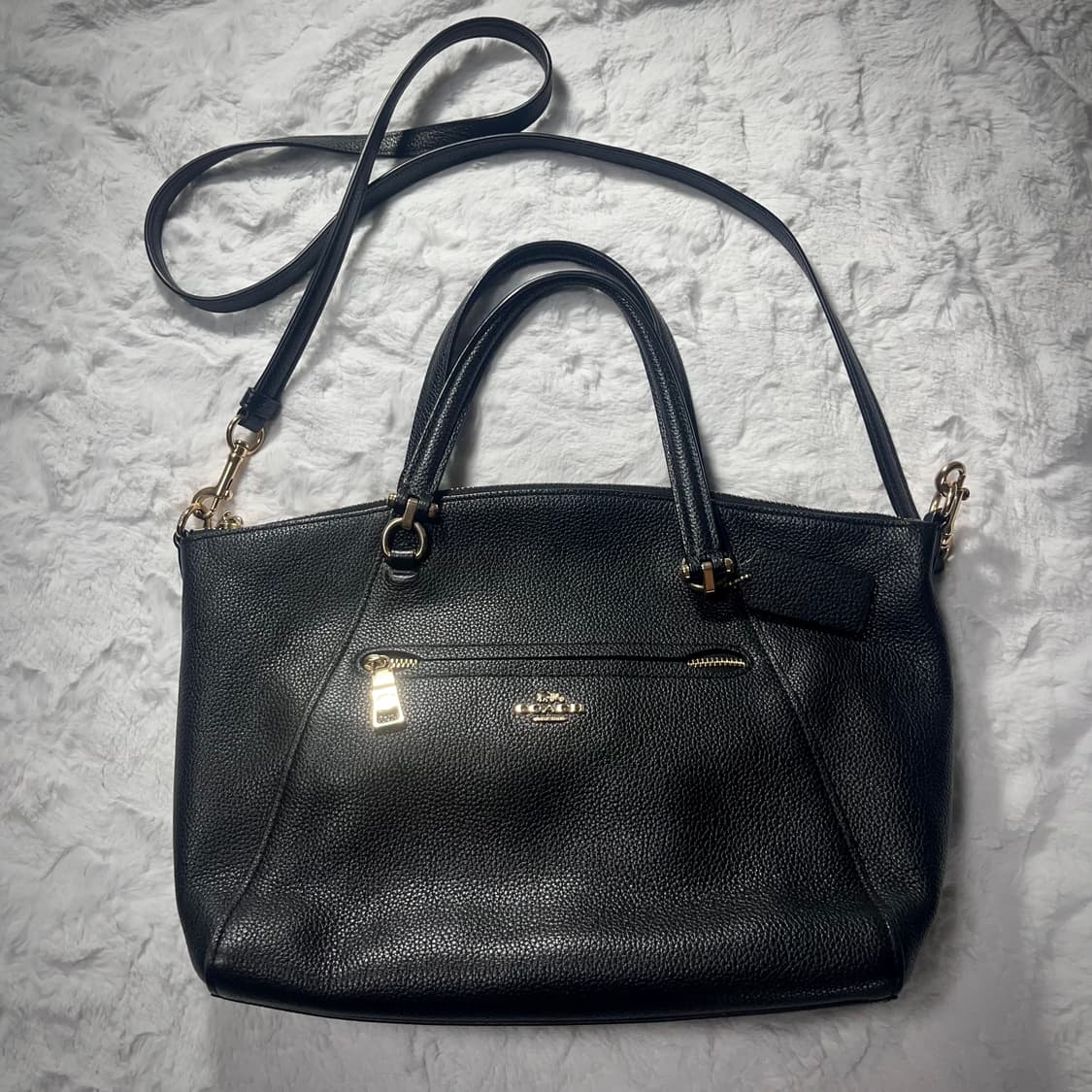 Coach 블랙 골드 가죽 크로스백 금장 갸루 상품이미지2
