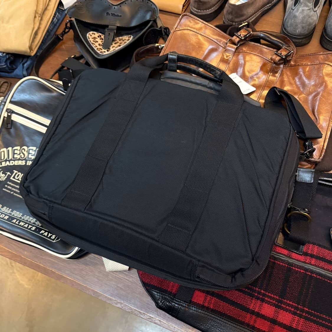 포터 러기드 라벨 하드 나일론 크로스백 페이딩 상품이미지2