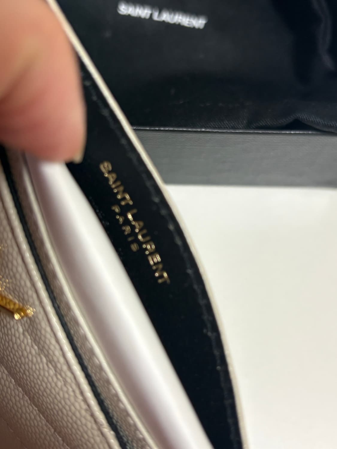 생로랑 카드 지갑 크림  상품이미지6