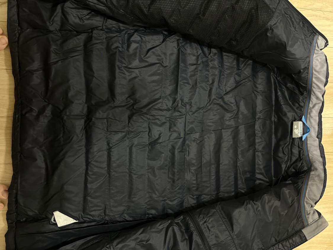 살로몬 올드스쿨 고프코어 구스패딩 105 상품이미지5