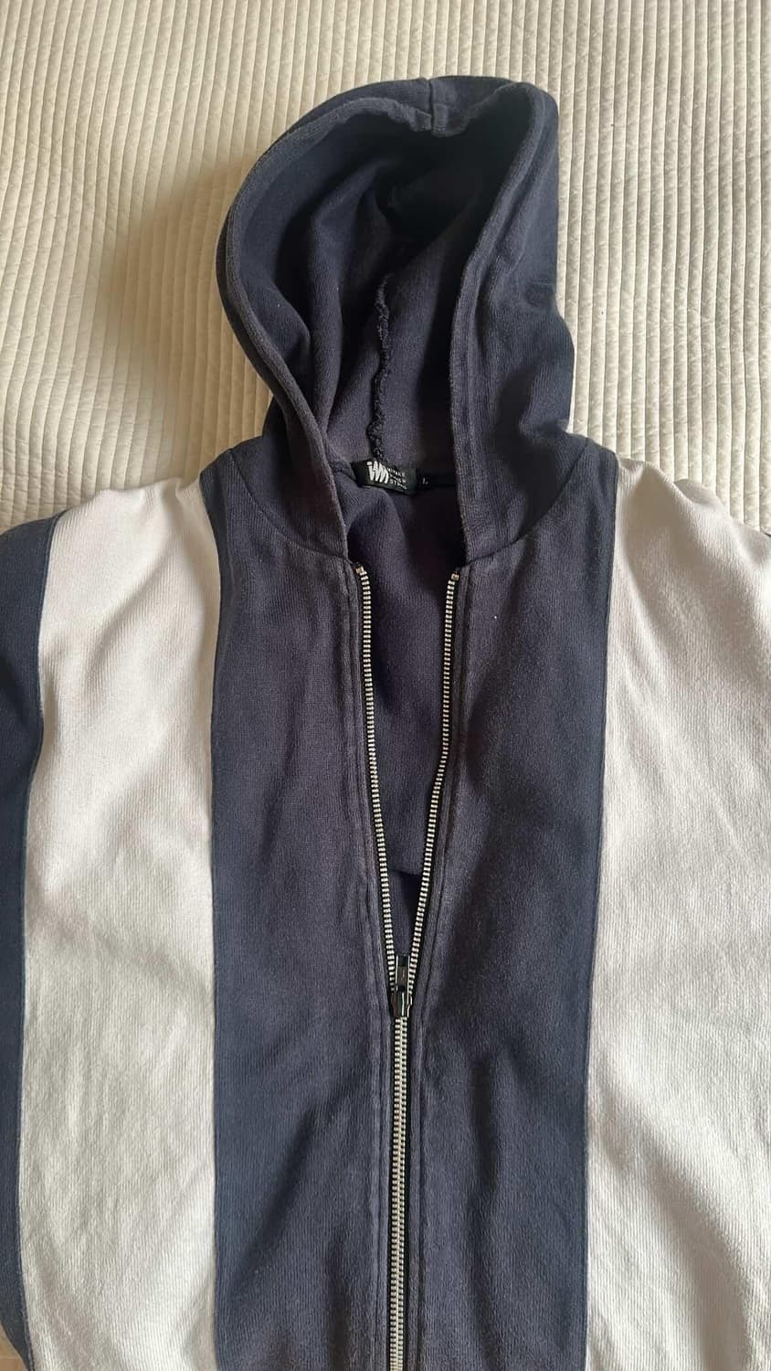 이세이 미야케 후드집업 상품이미지1