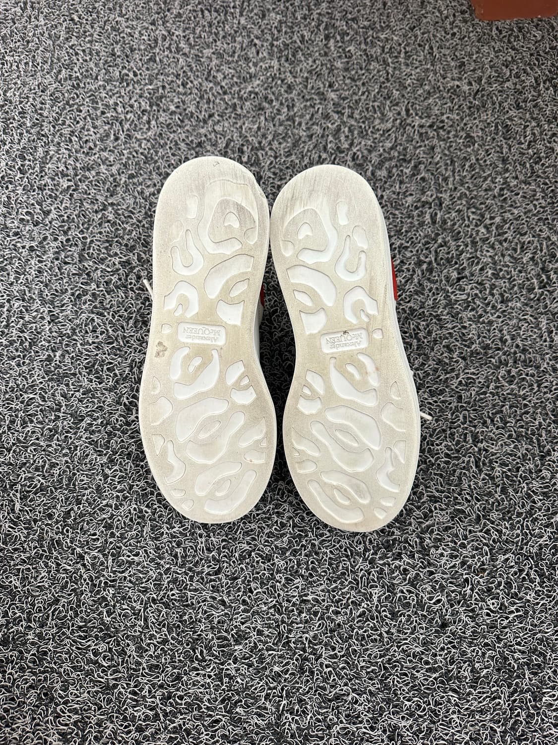 알렉산더 맥퀸 오버솔 스니커즈 36 상품이미지5