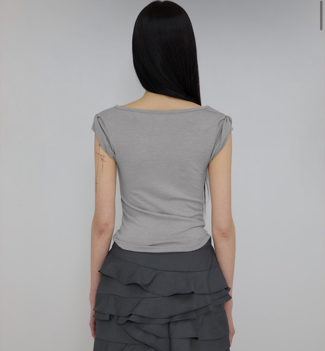Asymmetrical Draped Roll-Up T-Shirt (FL- 상품이미지2