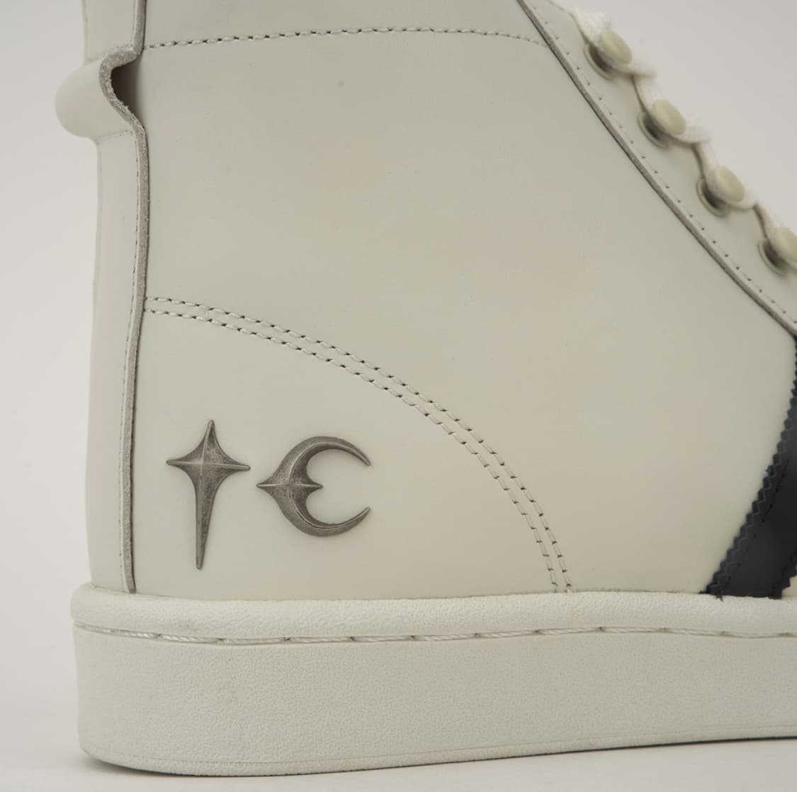 아디다스 x 떠그 클럽 슈퍼스타 부츠 럭스 오프 화이트 코어 블랙 상품이미지8