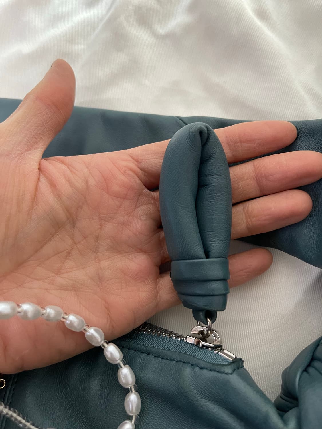 르메르 크루아상백 스몰 틸그린 상품이미지4