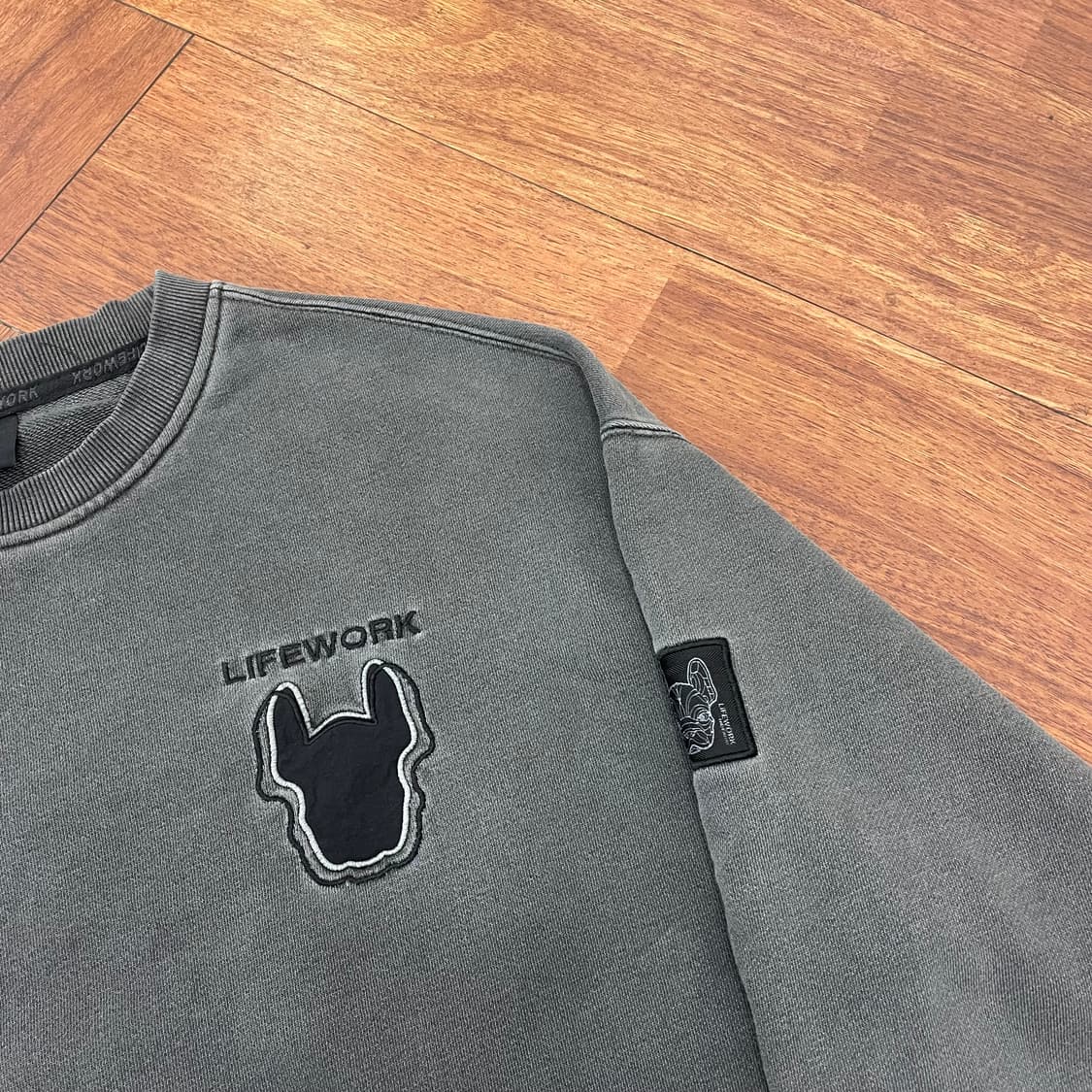 라이프워크 피그먼트 맨투맨 상품이미지2