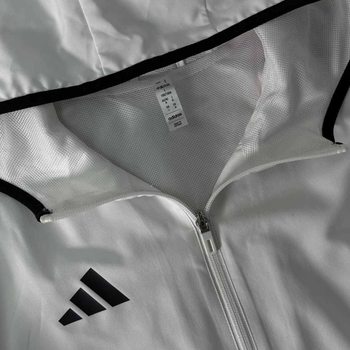 100 아디다스 티로 23 리그 윈드브레이커 화이트 자켓 상품이미지2