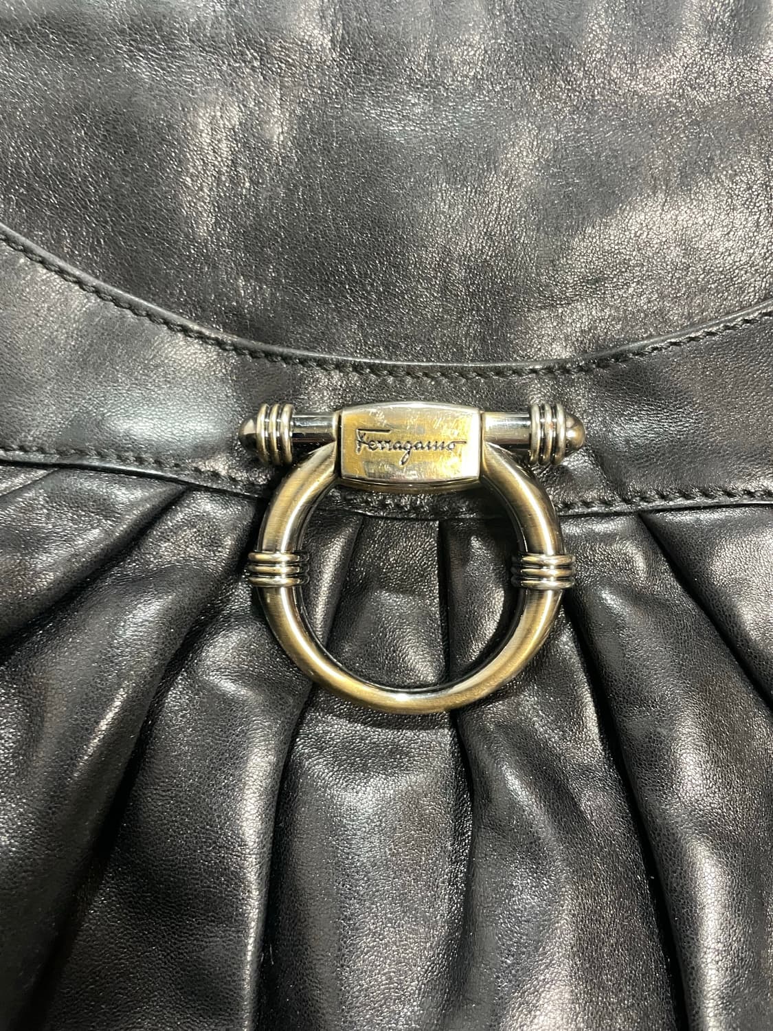 살바토레 페라가모 간치니 토트백 상품이미지4