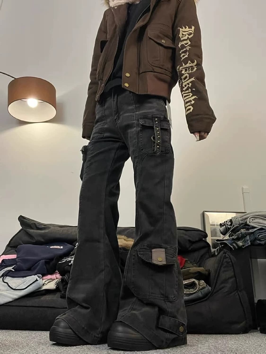 워싱 블랙 카고 부츠컷 팬츠 상품이미지3