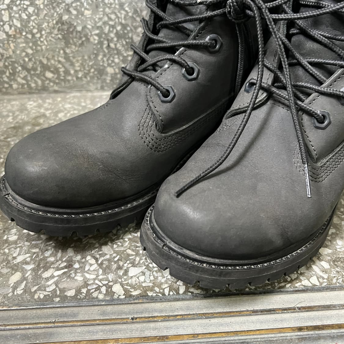 팀버랜드 6인치 블랙 부츠 상품이미지5