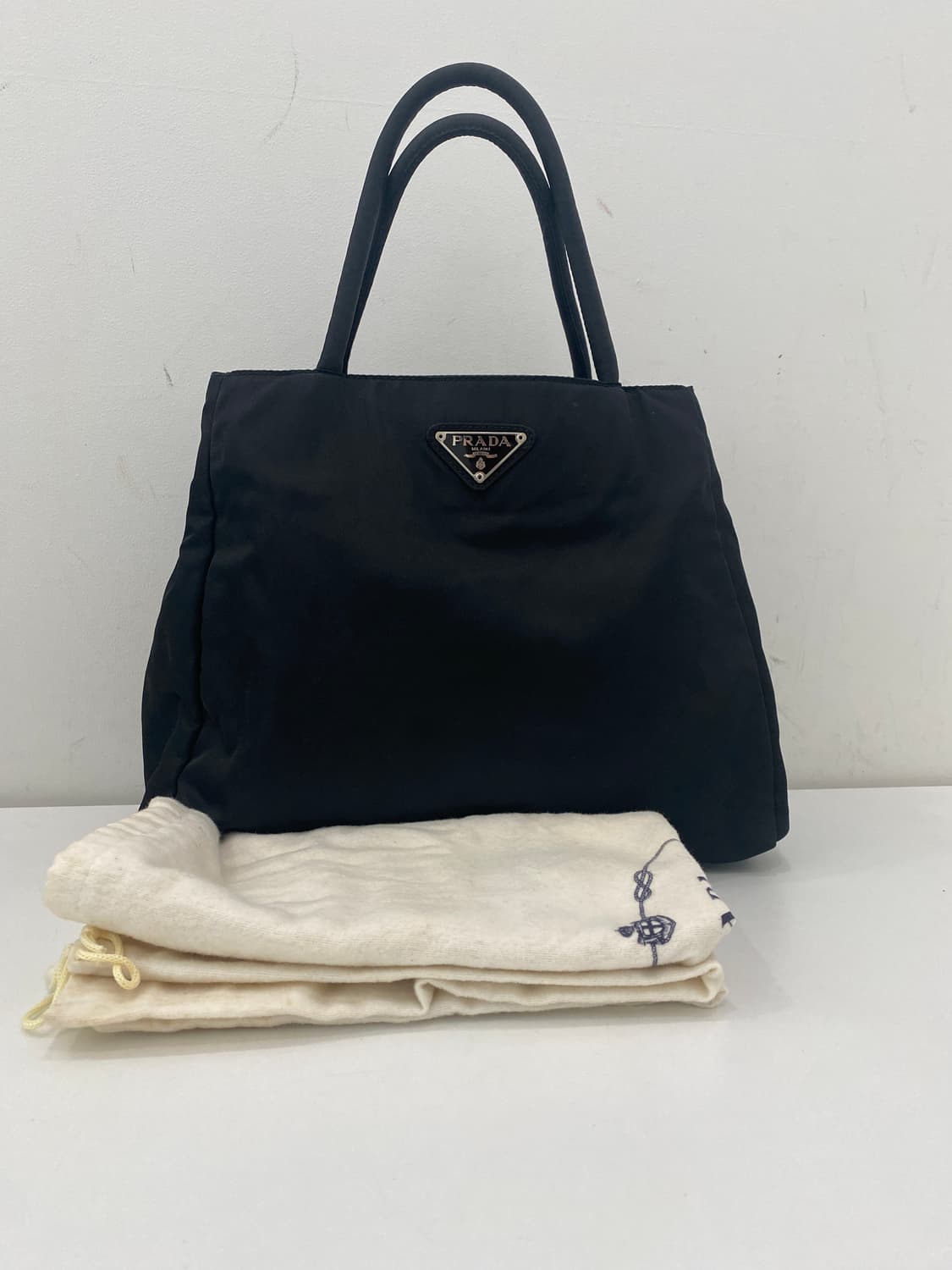 프라다 나일론 테수토 토트백 상품이미지1