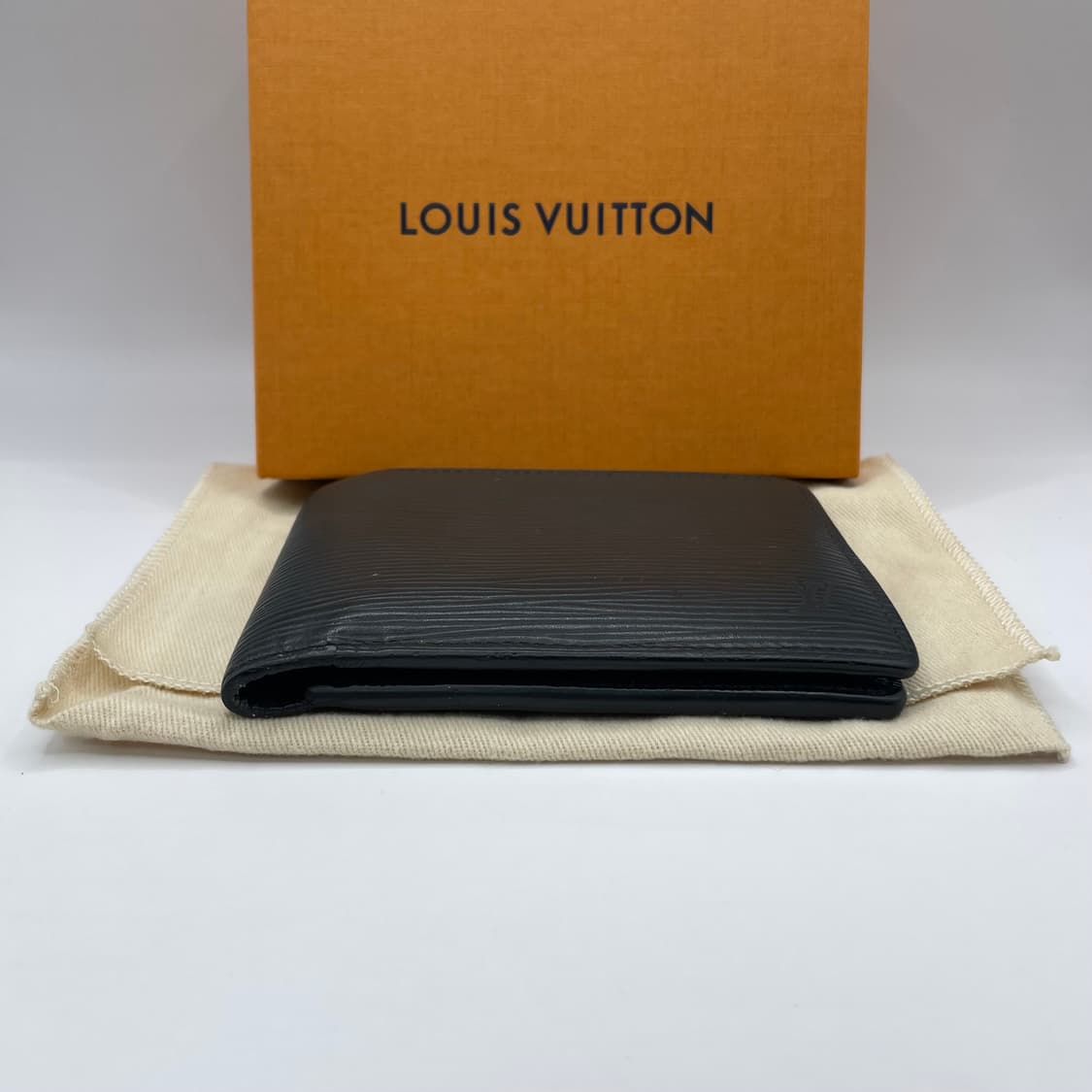 루이비통 에삐 반지갑 블랙 상품이미지4