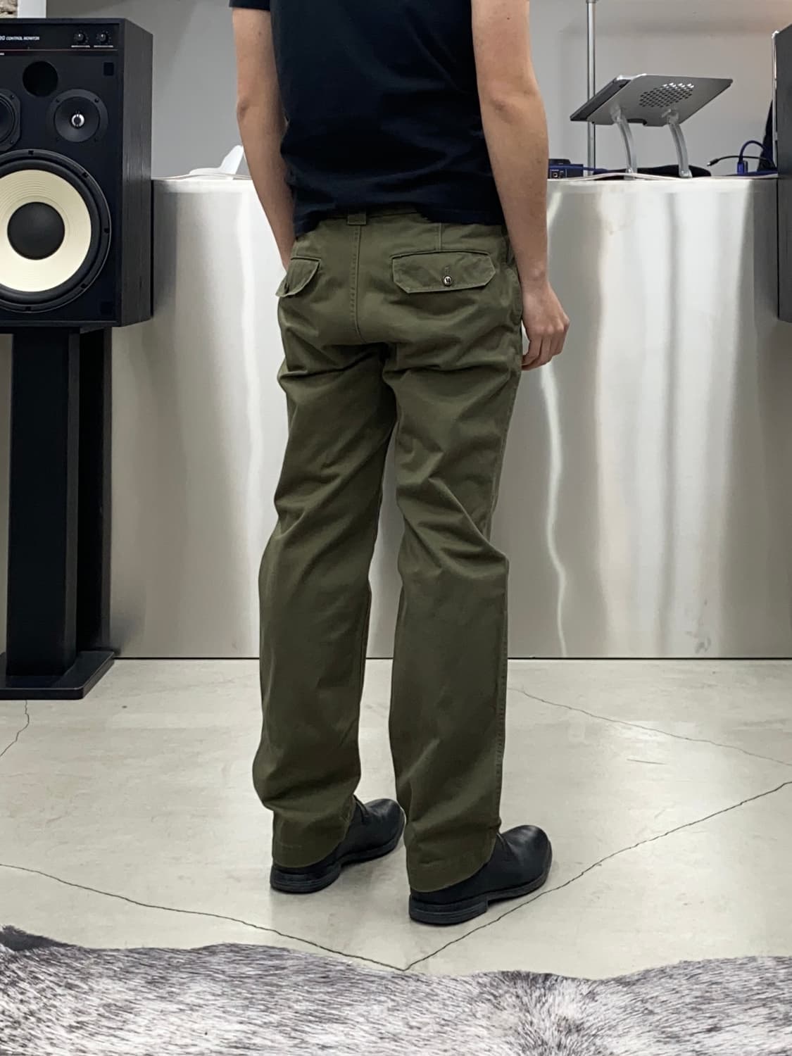 꼼데가르송 옴므 올리브 치노 팬츠 상품이미지2