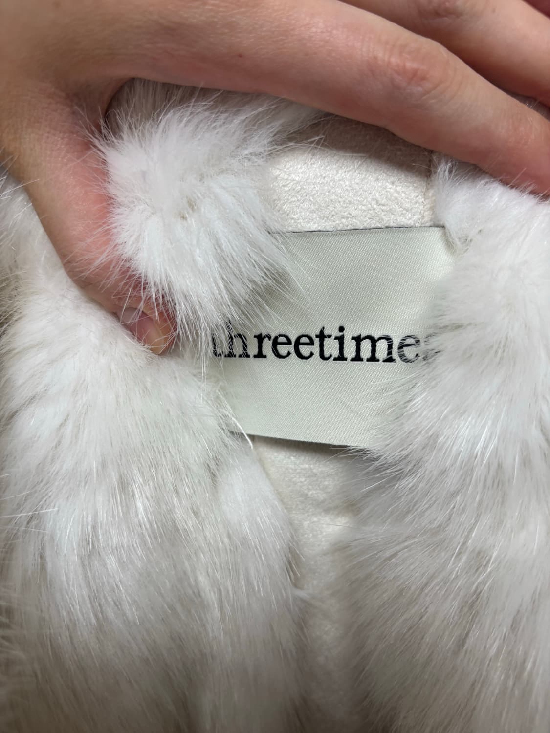 쓰리타임즈 버니퍼 무스탕 22fw 아이보리 상품이미지6