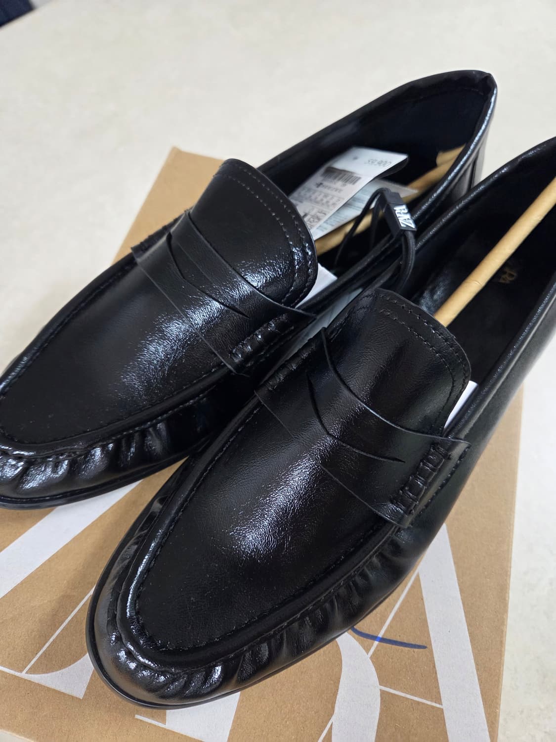 사이즈41) 자라 소프트 셔링 로퍼 Zara 로퍼 더로우맛 김나영 로퍼 상품이미지7