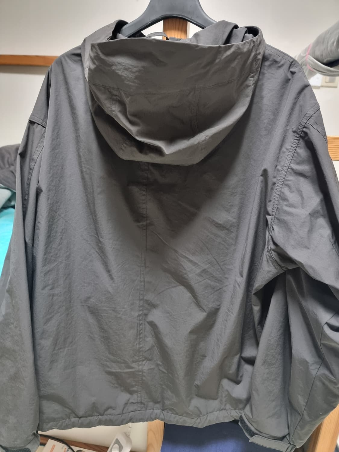 에잇세컨즈 바람막이 (멀티포켓 윈드브레이커) 상품이미지2