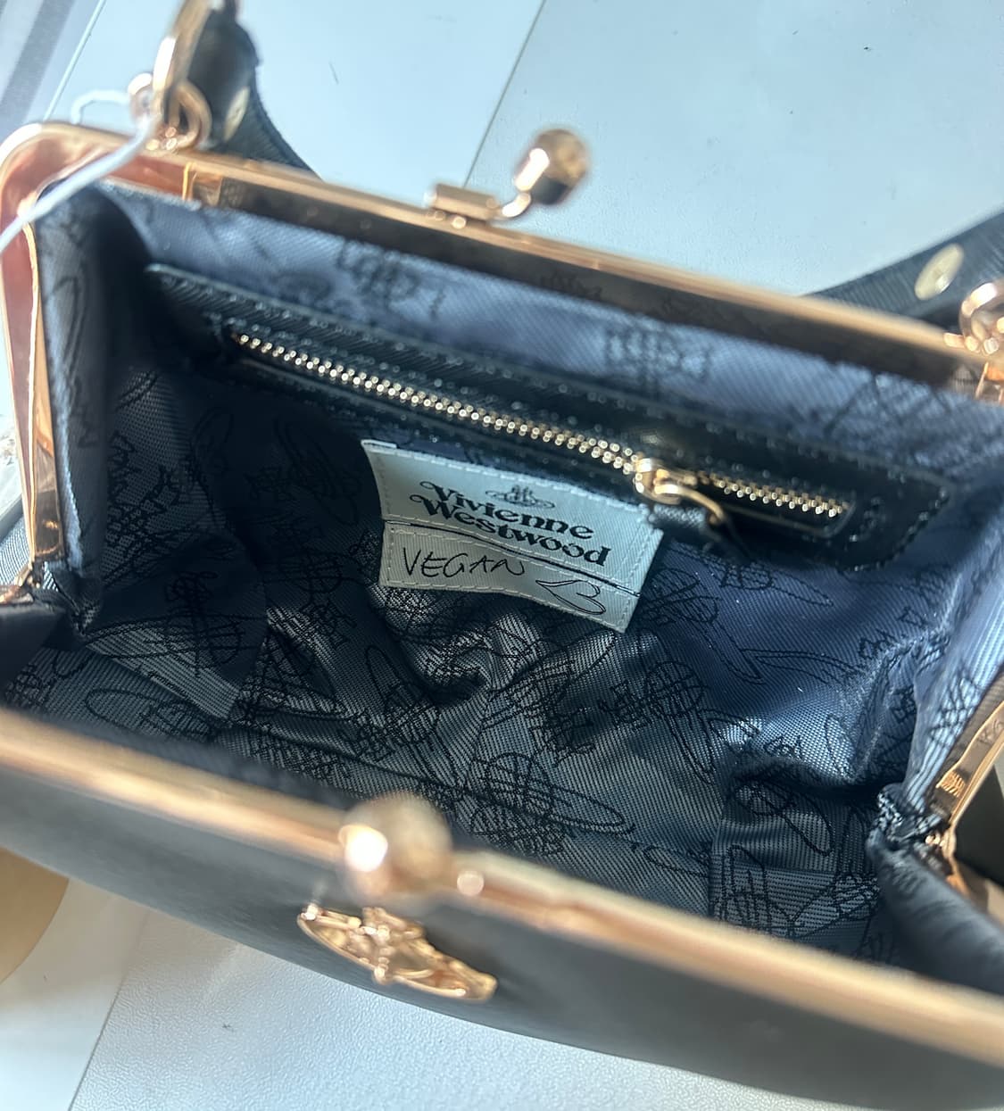 비비안웨스트우드 그래니 펄스 체인 크로스백 상품이미지3