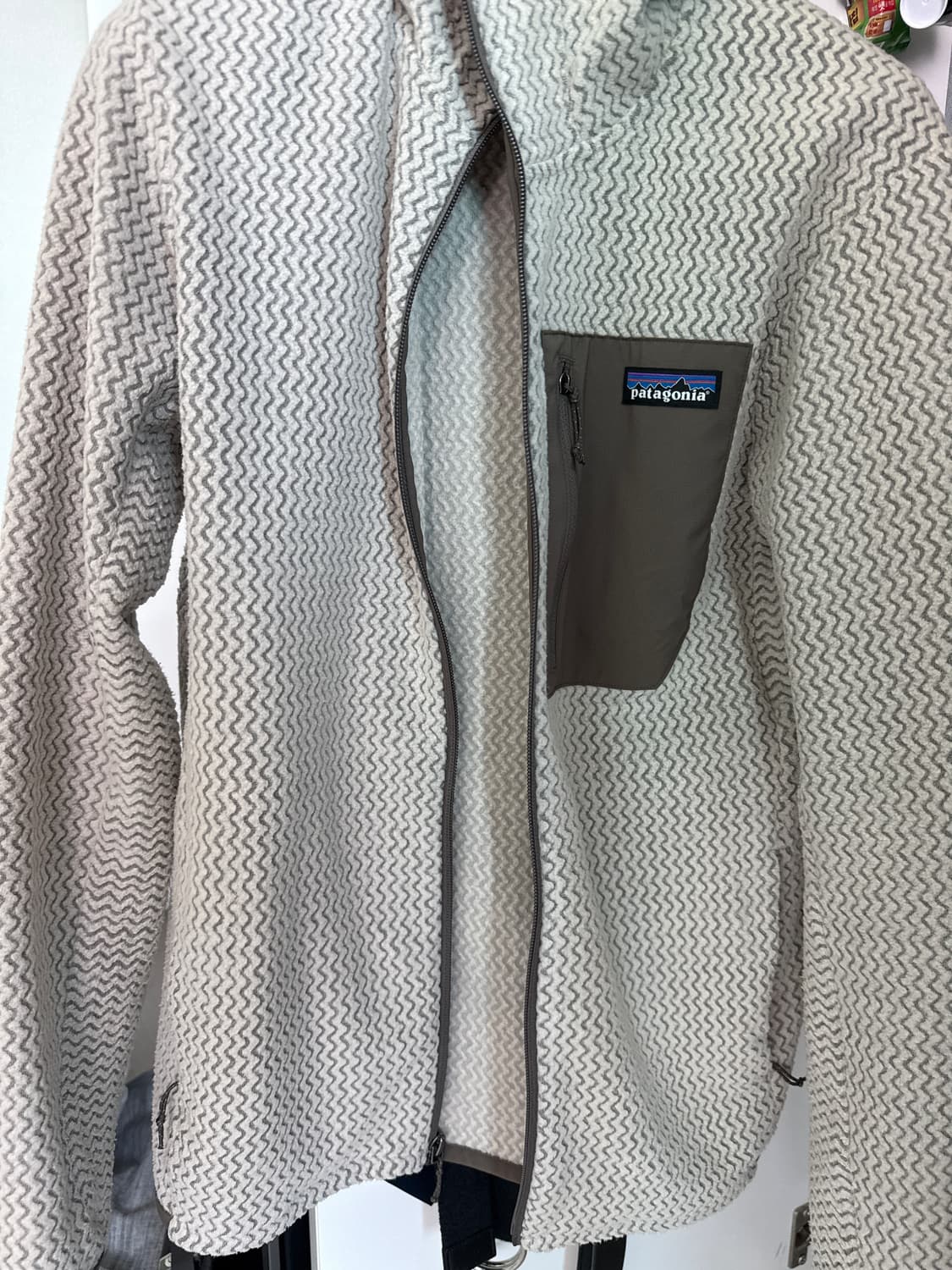 파타고니아 r1후드 펠리컨s 상품이미지1