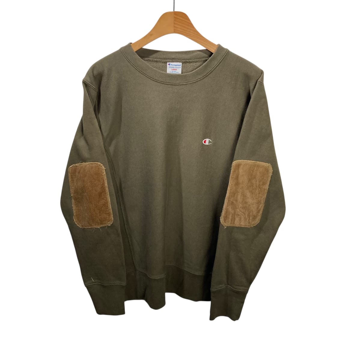 챔피온 리버스위브 스몰로고 패치 카키 맨투맨 상품이미지2