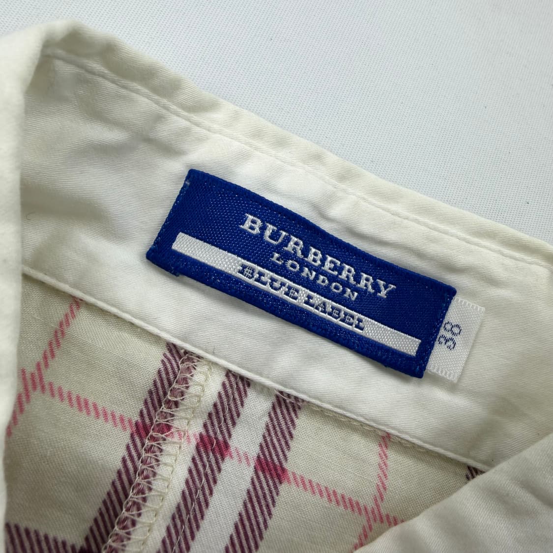 버버리 블루라벨 노바체크 슬리브리스 셔츠 상품이미지4