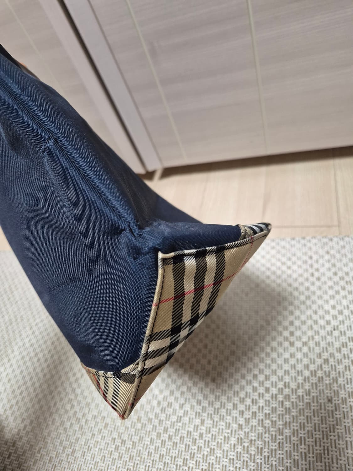 (정품) 버버리 블루라벨 토트백 네이비 체크 만두백 상품이미지7