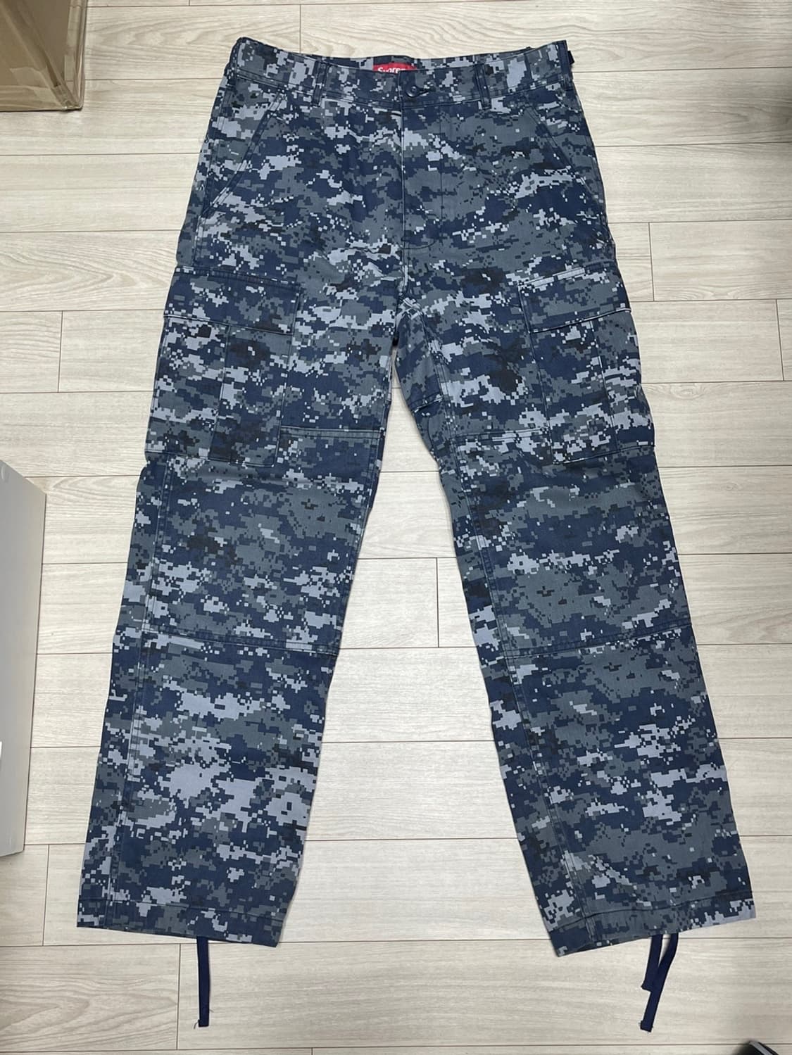 슈프림 디지털 카모 팬츠 30 상품이미지1