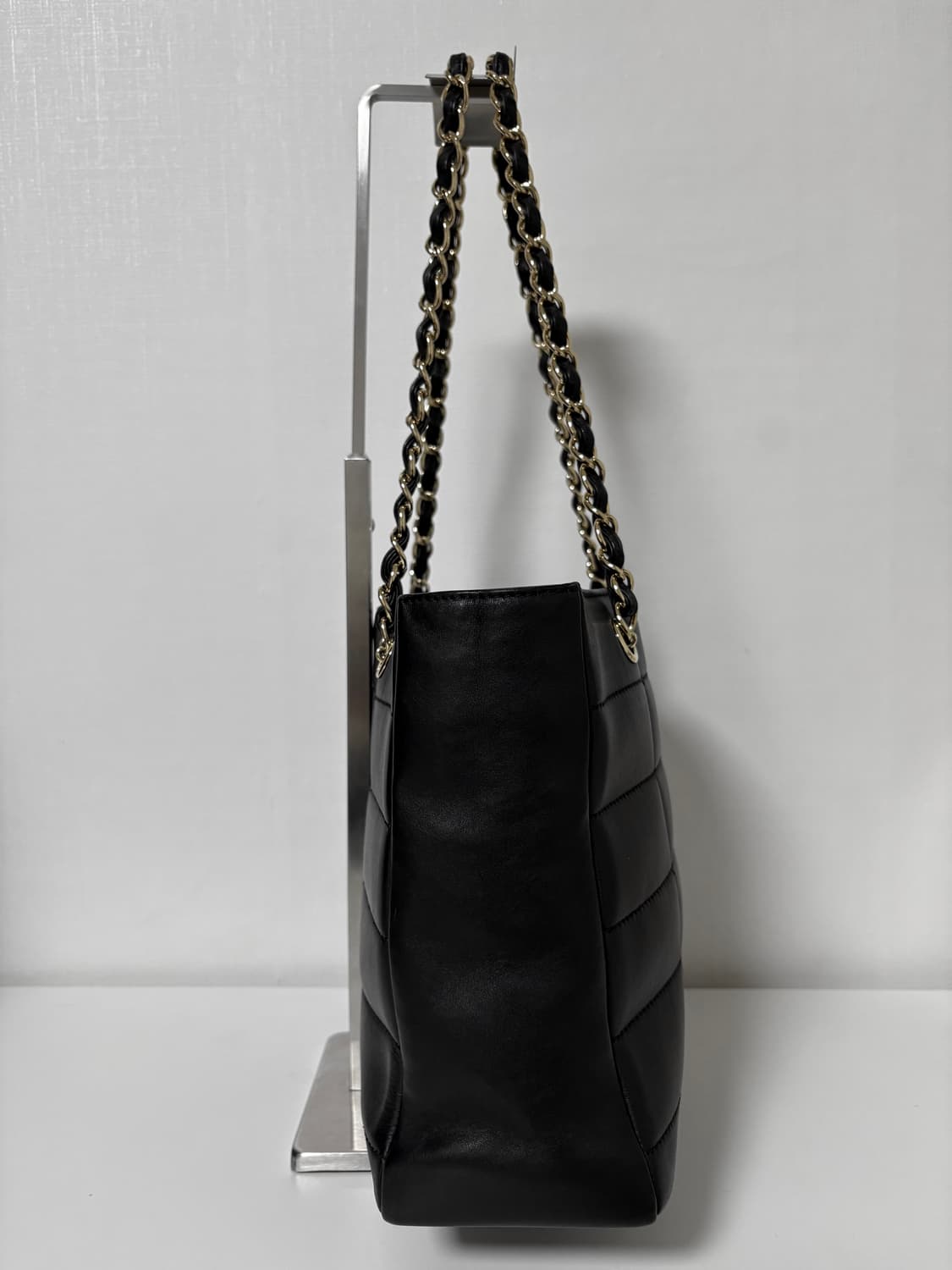 샤넬 초코바 체인 숄더백 상품이미지4