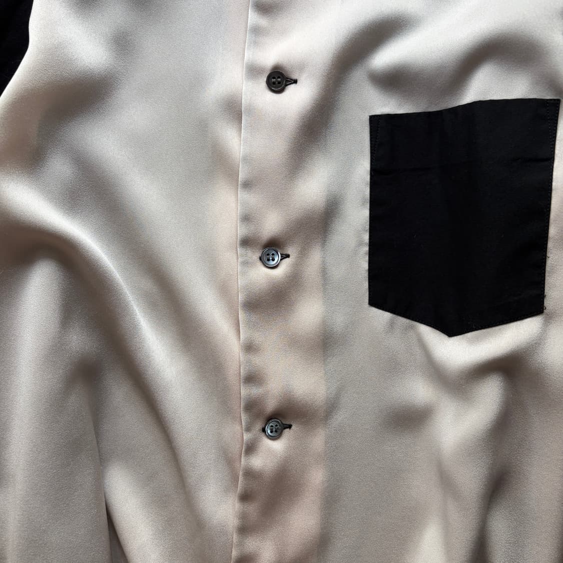 Docking Round Collar Blouse 상품이미지3