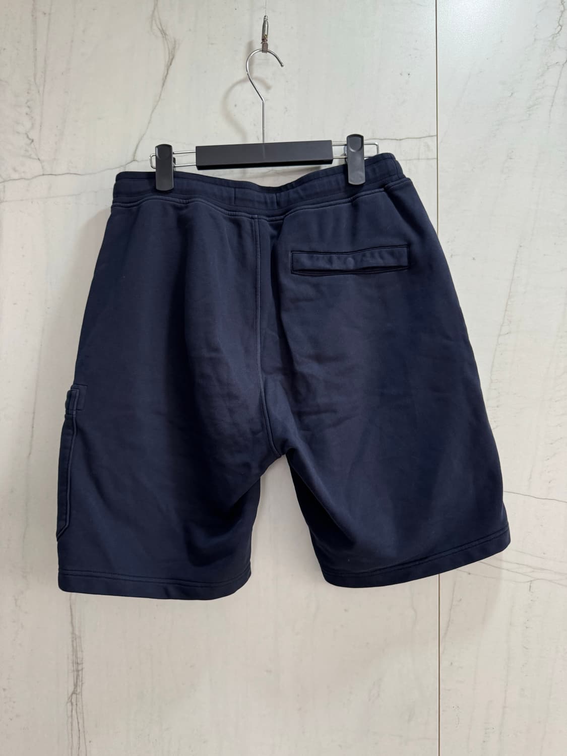 STONE ISLAND 카고 패치 스웻 반바지 상품이미지2